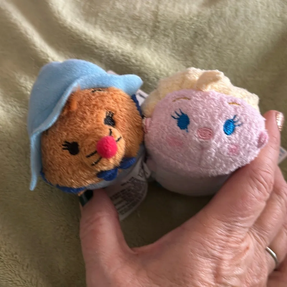 New! Two tsum tsums! Gus from Cinderella and Elsa from Frozen!
